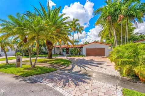 21000 NE 18th Court Miami FL 33179