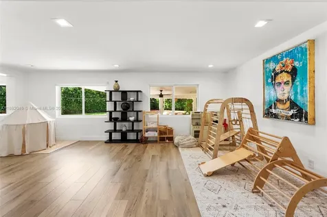 21000 NE 18th Court Miami FL 33179