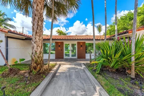 21000 NE 18th Court Miami FL 33179