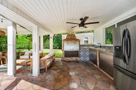 21000 NE 18th Court Miami FL 33179