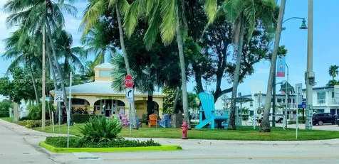 4117 Bougainvilla Drive Lauderdale By The Sea FL 33308