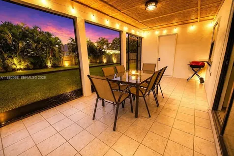 722 SE Thanksgiving Avenue Port St. Lucie FL 34984