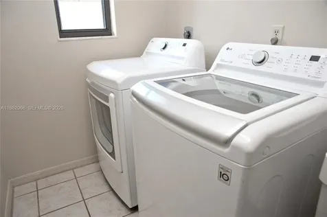 722 SE Thanksgiving Avenue Port St. Lucie FL 34984