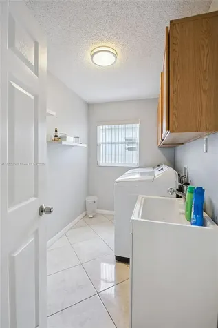 215 Abbotsbury Drive Kissimmee FL 34758