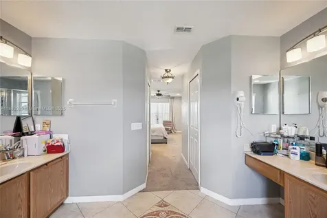 215 Abbotsbury Drive Kissimmee FL 34758