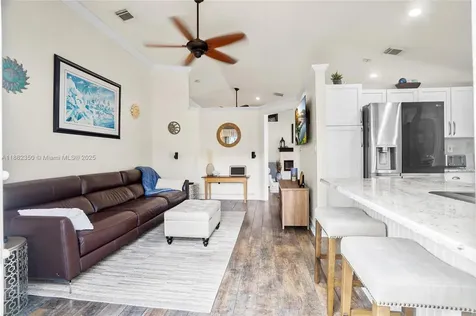 17707 SW 142nd Court Miami FL 33177