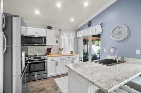 17707 SW 142nd Court Miami FL 33177