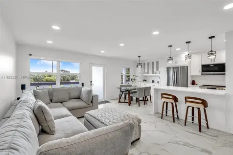 3042 Harwood D Deerfield Beach FL 33442