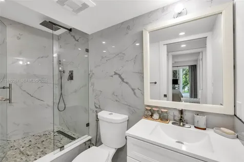 3042 Harwood D Deerfield Beach FL 33442