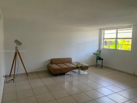 360 Meridian Avenue Miami Beach FL 33139