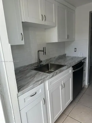 360 Meridian Avenue Miami Beach FL 33139