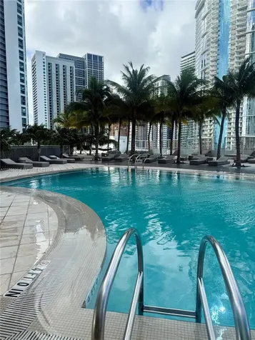 900 Biscayne Boulevard Miami FL 33132