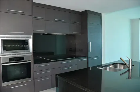 900 Biscayne Boulevard Miami FL 33132