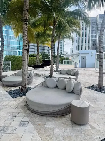 900 Biscayne Boulevard Miami FL 33132