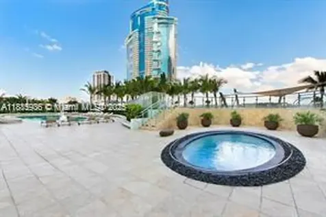 900 Biscayne Boulevard Miami FL 33132