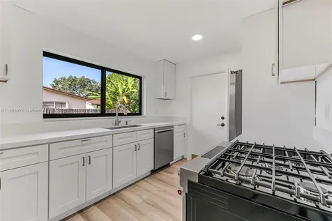 7464 SW 128th Court Miami FL 33183