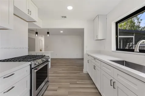 7464 SW 128th Court Miami FL 33183