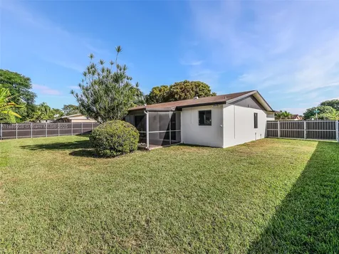 7464 SW 128th Court Miami FL 33183