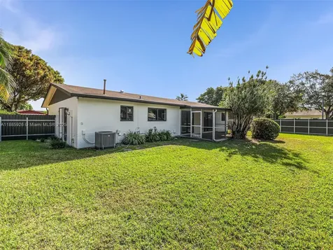 7464 SW 128th Court Miami FL 33183
