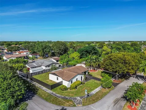 7464 SW 128th Court Miami FL 33183