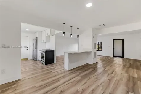 7464 SW 128th Court Miami FL 33183
