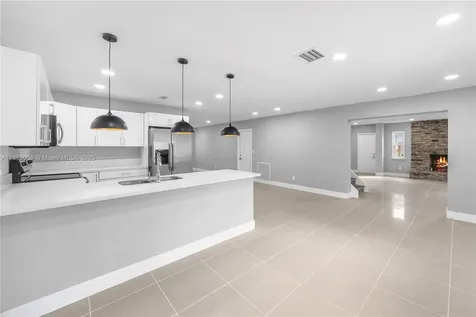 8250 NW 46th Street Lauderhill FL 33351