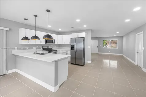 8250 NW 46th Street Lauderhill FL 33351