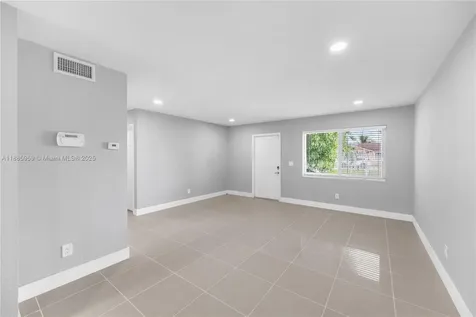 8250 NW 46th Street Lauderhill FL 33351