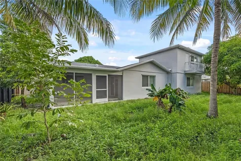 8250 NW 46th Street Lauderhill FL 33351