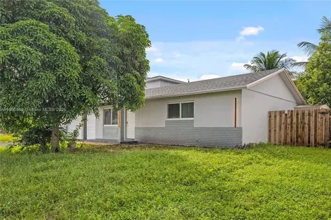 8250 NW 46th Street Lauderhill FL 33351