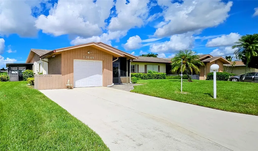 13649 Cord Way Delray Beach FL 33484
