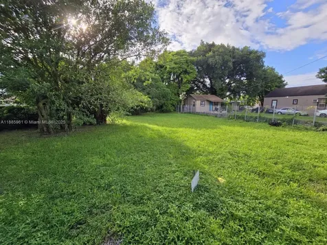 1284 NW 58th Terrace Miami FL 33142