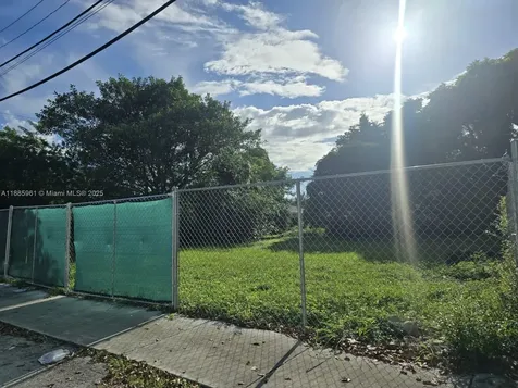 1284 NW 58th Terrace Miami FL 33142