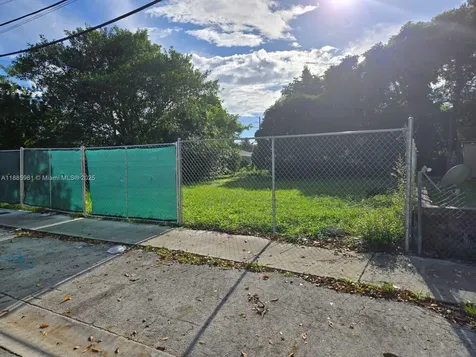 1284 NW 58th Terrace Miami FL 33142