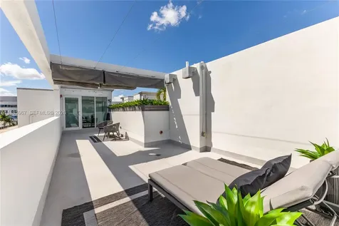 1700 Meridian Avenue Miami Beach FL 33139