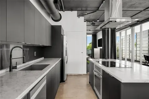 1700 Meridian Avenue Miami Beach FL 33139