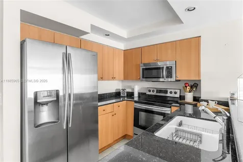 6917 Collins Avenue Miami Beach FL 33141