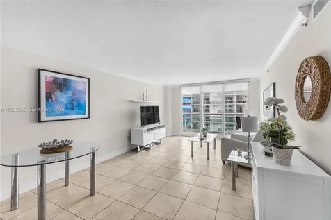 6917 Collins Avenue Miami Beach FL 33141