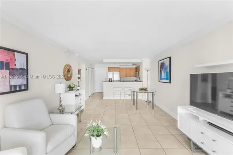 6917 Collins Avenue Miami Beach FL 33141