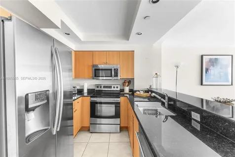 6917 Collins Avenue Miami Beach FL 33141