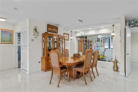 5430 W 14th Avenue Hialeah FL 33012
