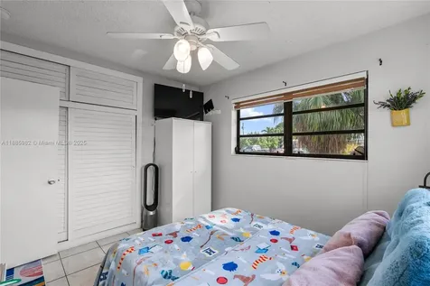 5430 W 14th Avenue Hialeah FL 33012