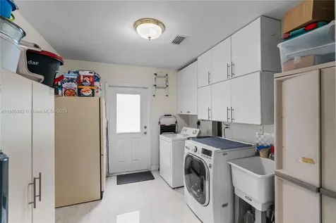 5430 W 14th Avenue Hialeah FL 33012