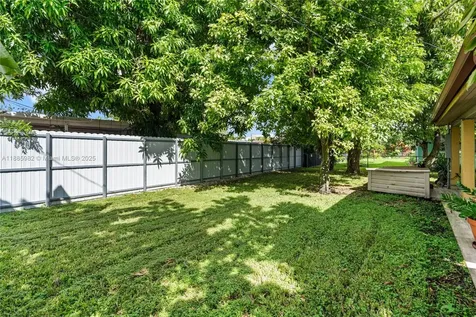 5430 W 14th Avenue Hialeah FL 33012