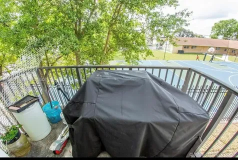 5333 NW 18th Street Lauderhill FL 33313