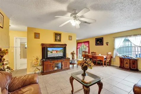 901 NE 39th Street Oakland Park FL 33334