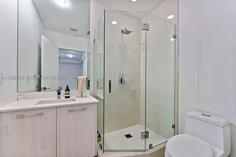 45 SW 9th Street Miami FL 33130