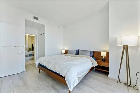 45 SW 9th Street Miami FL 33130