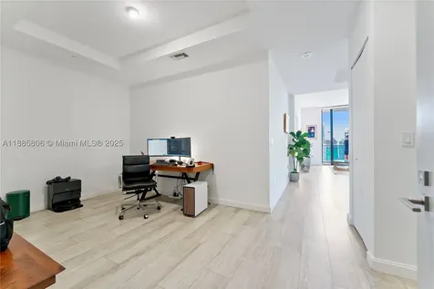 45 SW 9th Street Miami FL 33130