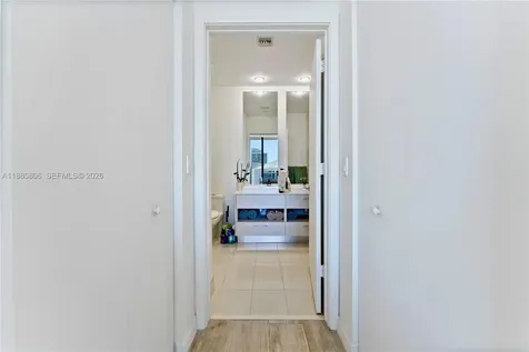 45 SW 9th Street Miami FL 33130